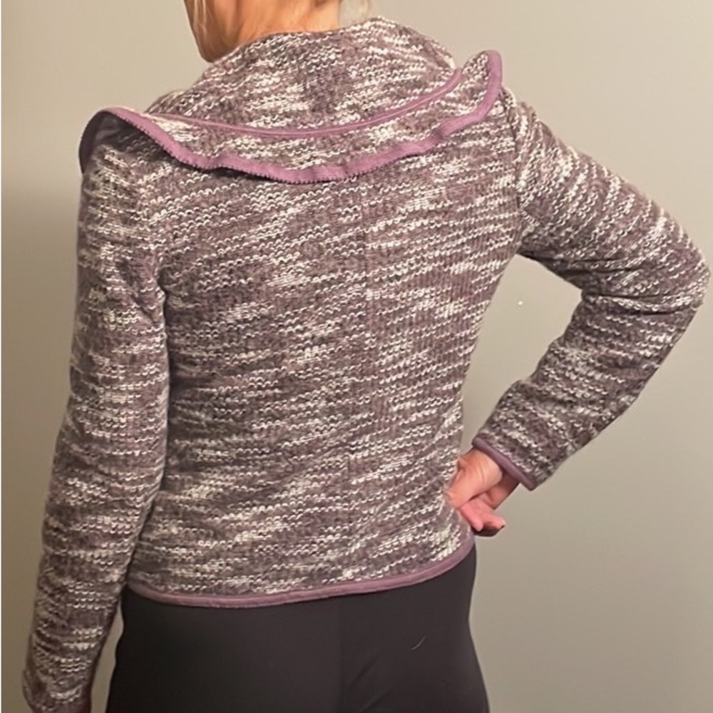 Lavender Buttoned Waist Jacket - Picture 6 of 15